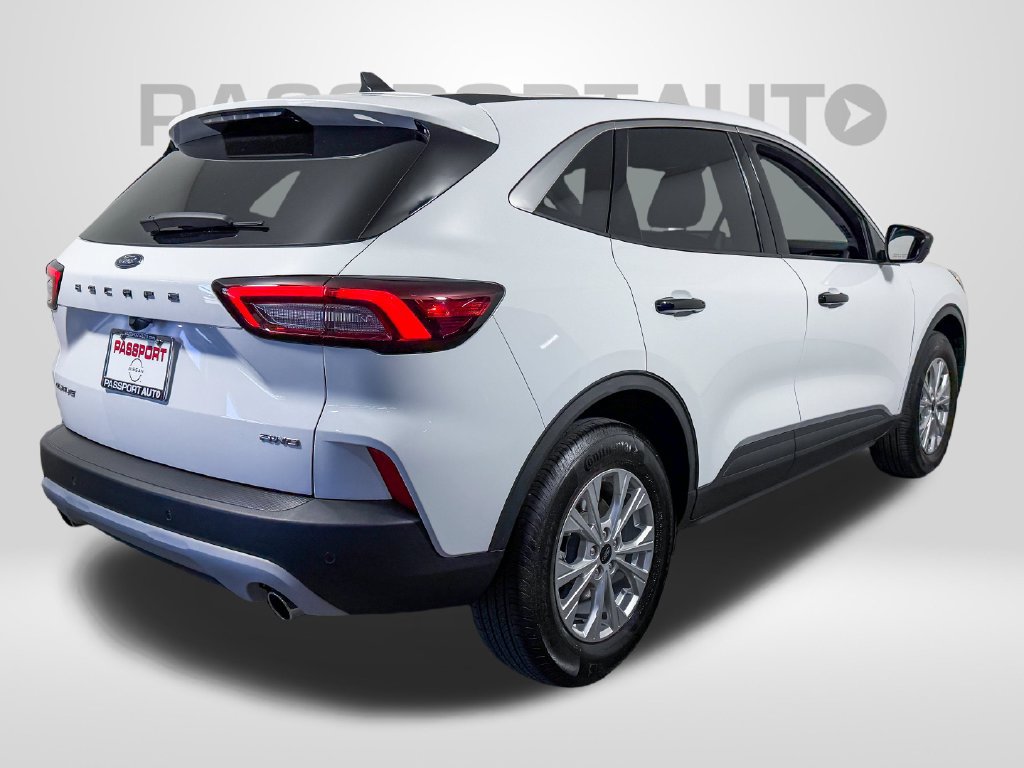 Used 2023 Ford Escape Active w/ Tech Pack #2 AWD/4WD image 8
