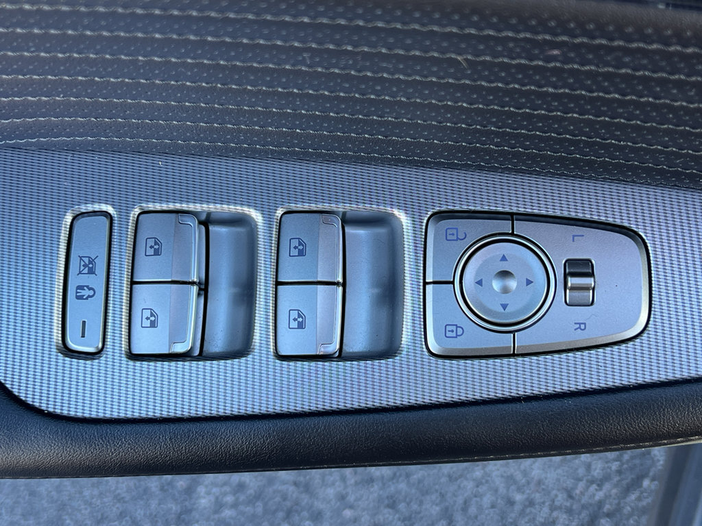 Used 2024 Hyundai Palisade Calligraphy image 13