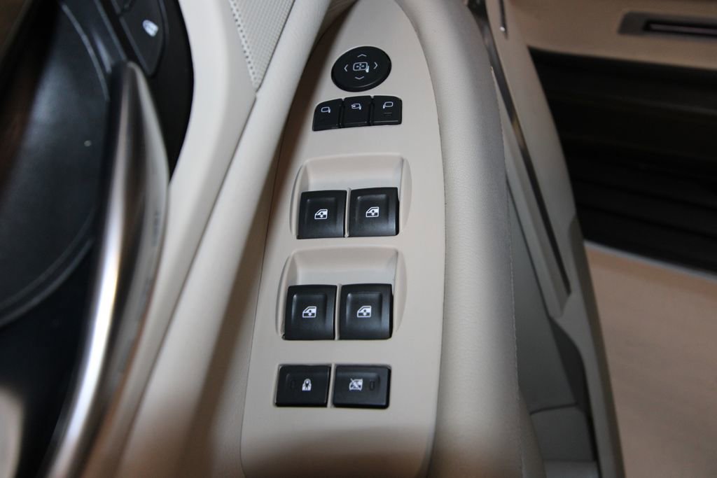 Used 2020 Cadillac Escalade Luxury image 6