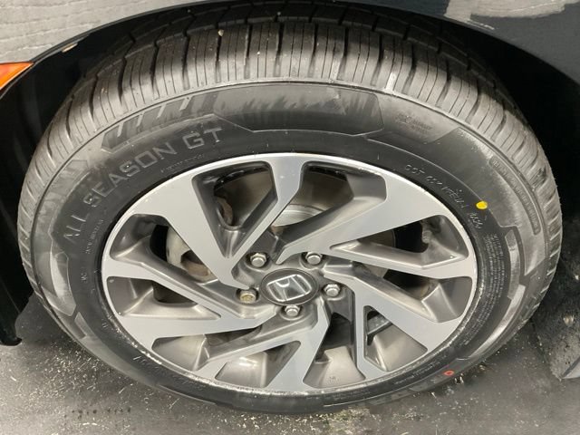 Certified 2017 Honda Civic EX image 9
