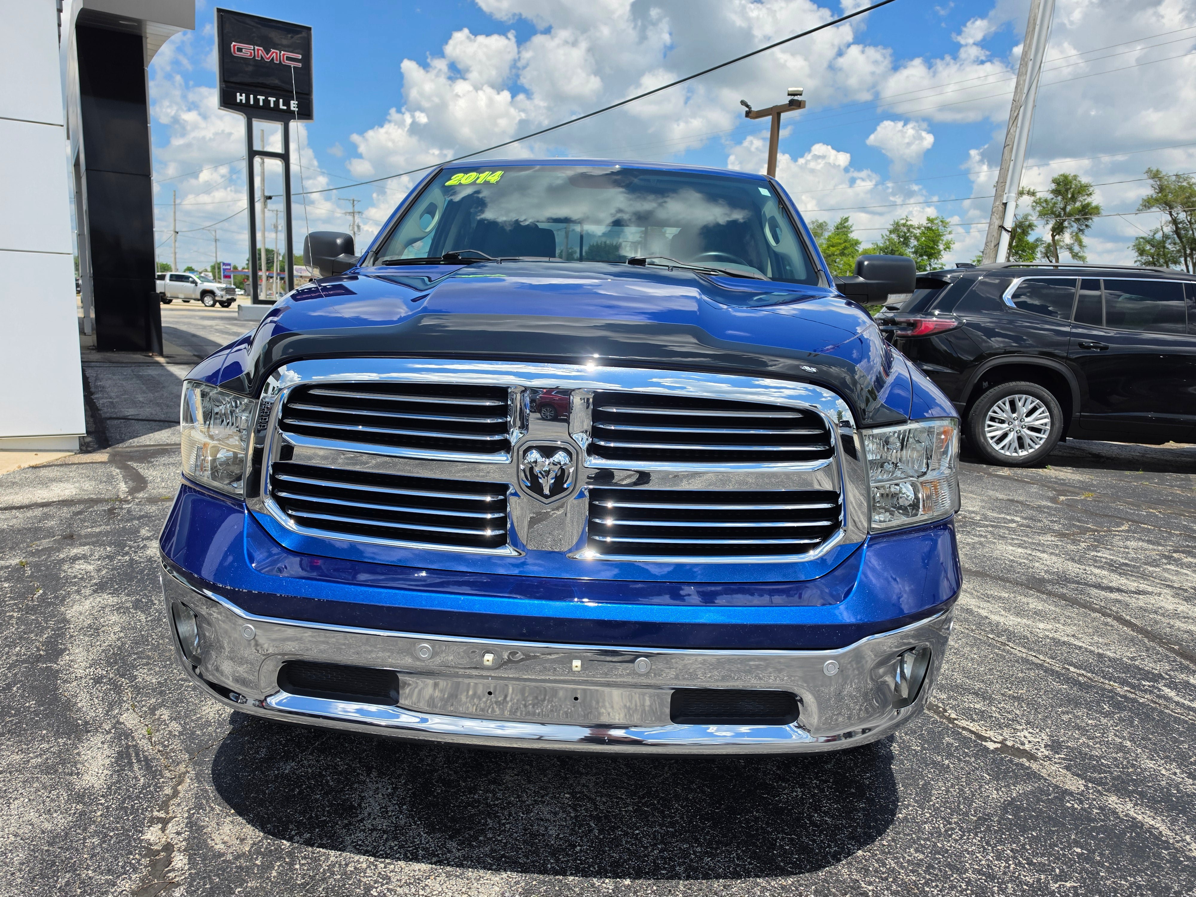 Used 2014 RAM 1500 SLT AWD/4WD image 2
