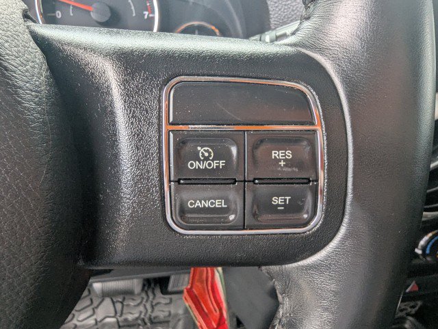 Used 2017 Jeep Wrangler Unlimited Rubicon w/ Connectivity Group AWD/4WD image 13