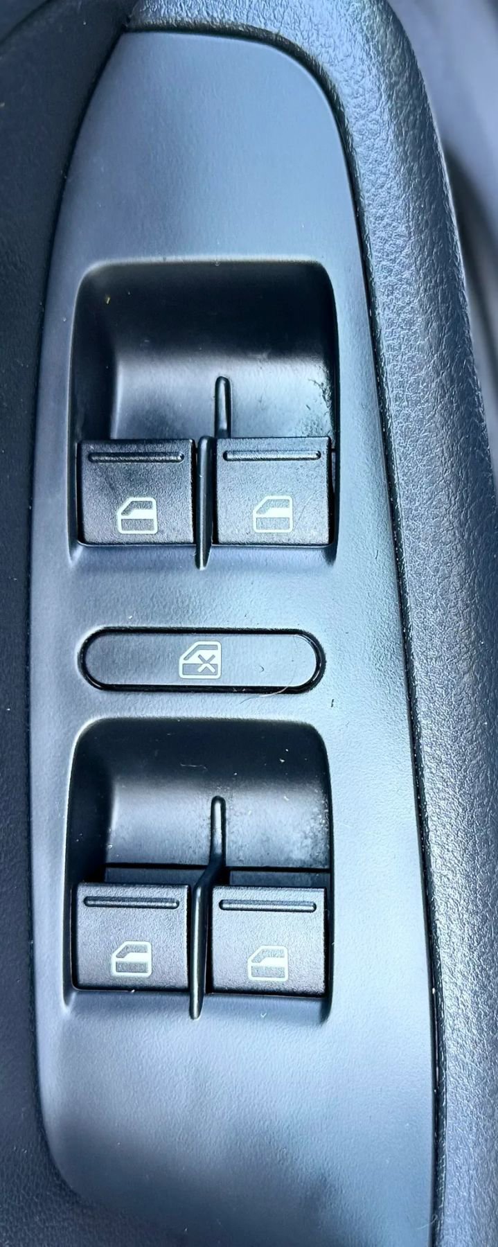 Used 2015 Volkswagen Jetta SE image 22