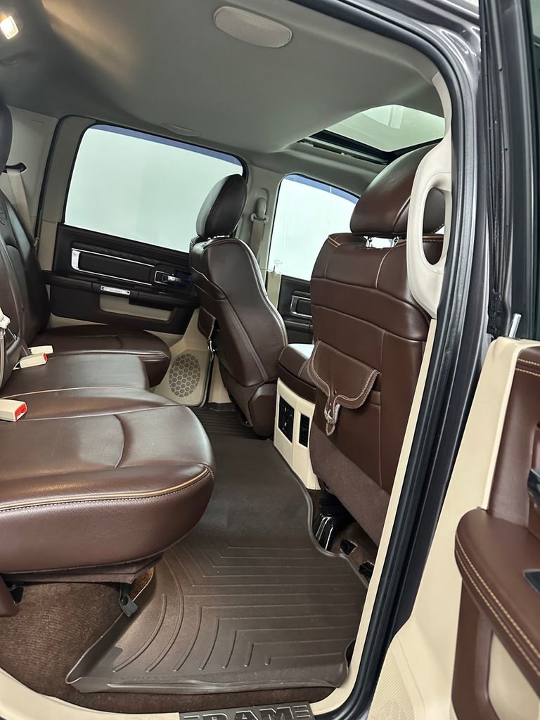 Used 2018 RAM 1500 Laramie Longhorn w/ Convenience Group image 33