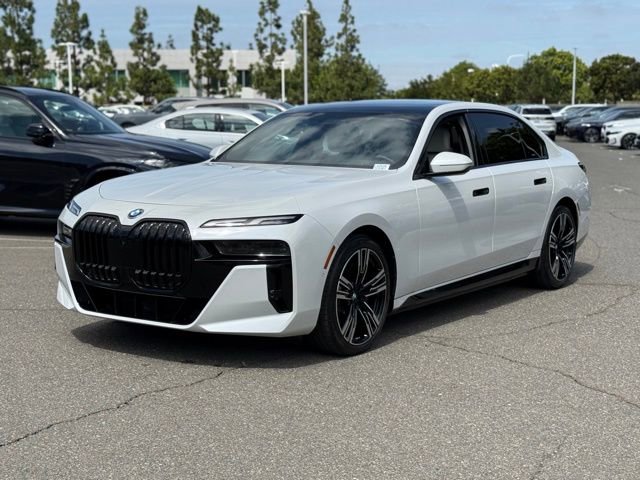 Certified 2024 BMW i7 xDrive60 image 2