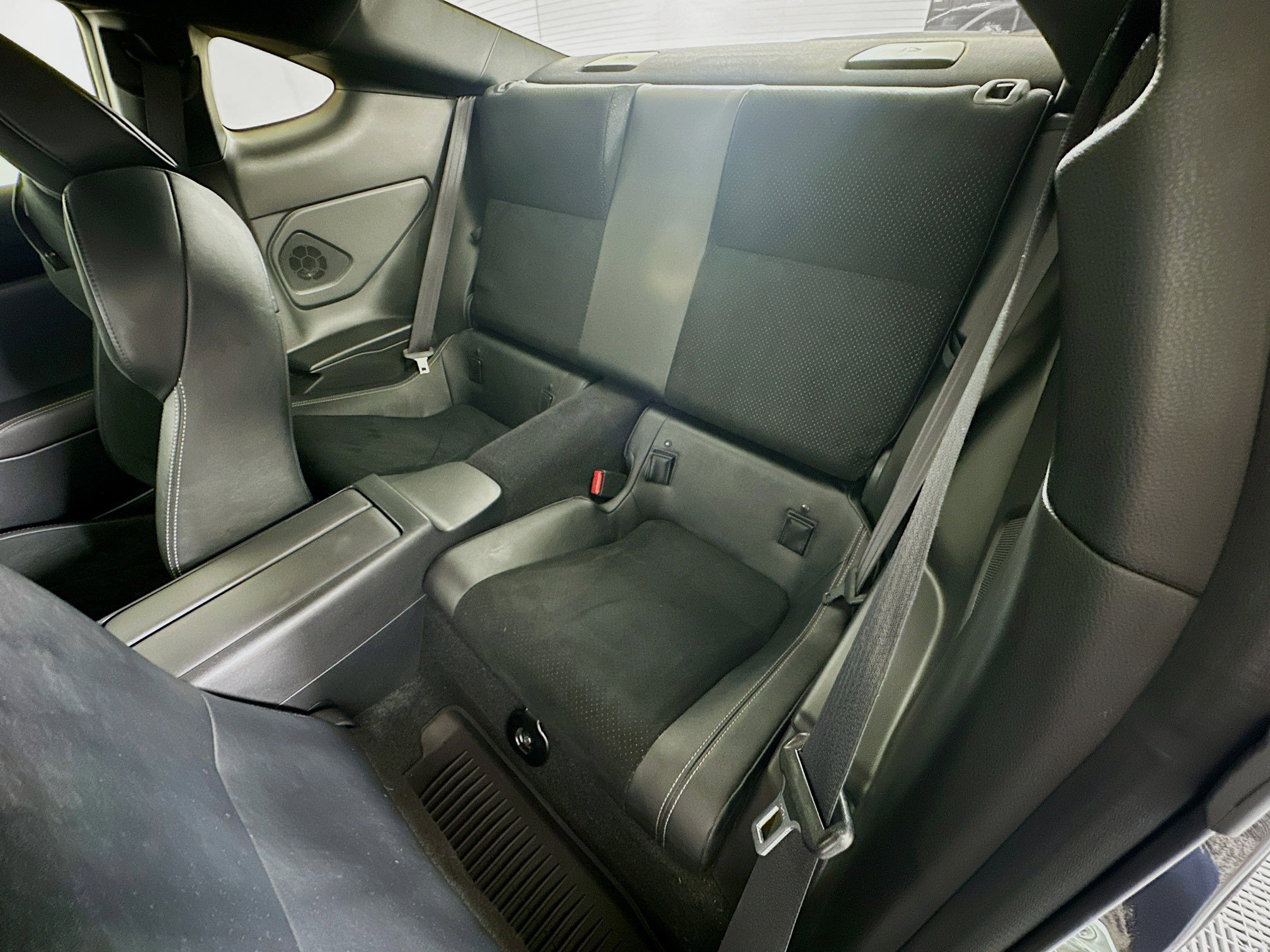 Used 2022 Toyota GR86 Premium w/ ALL Weather Mat Package (TMS) image 25