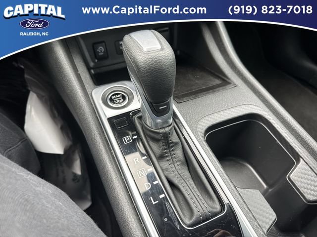 Used 2025 Nissan Sentra SV image 29