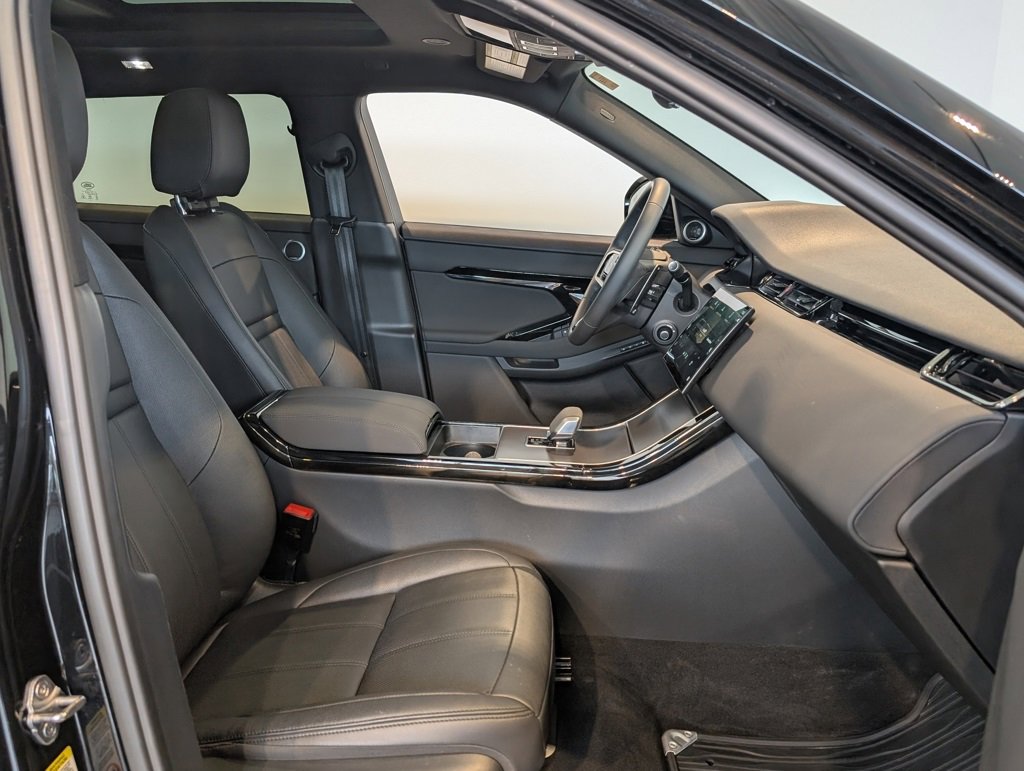 Used 2024 Land Rover Range Rover Evoque Dynamic SE image 34