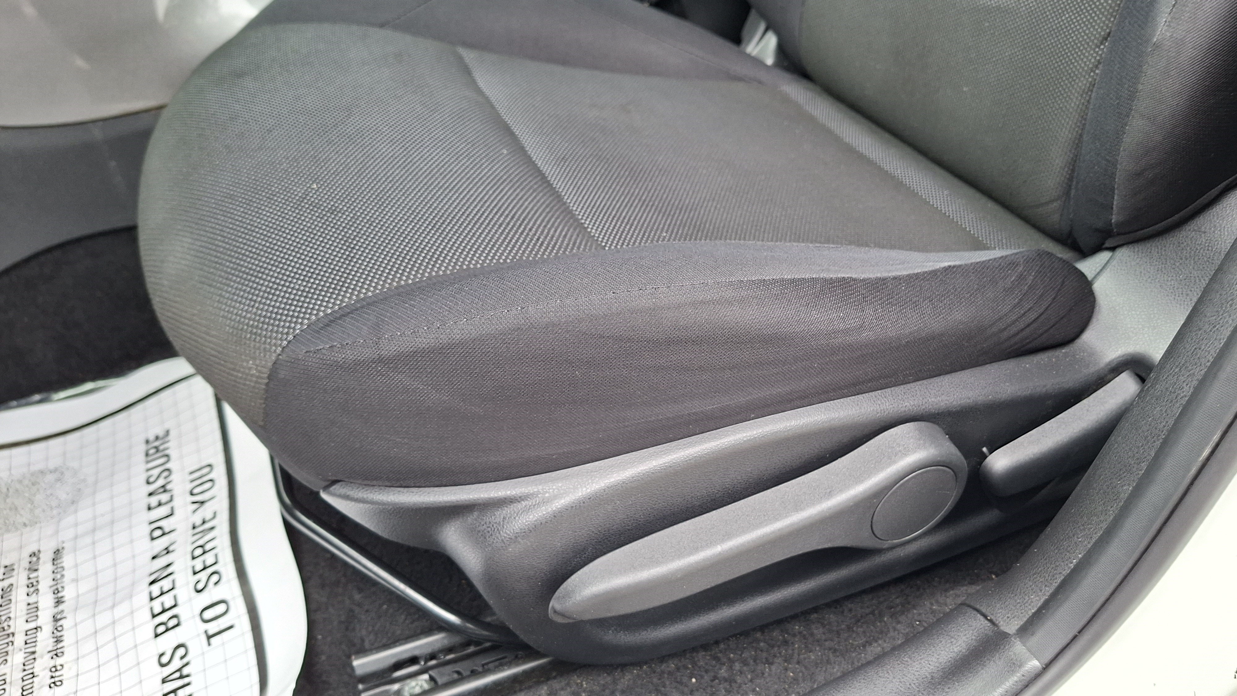 Used 2013 Nissan Juke S FWD image 17