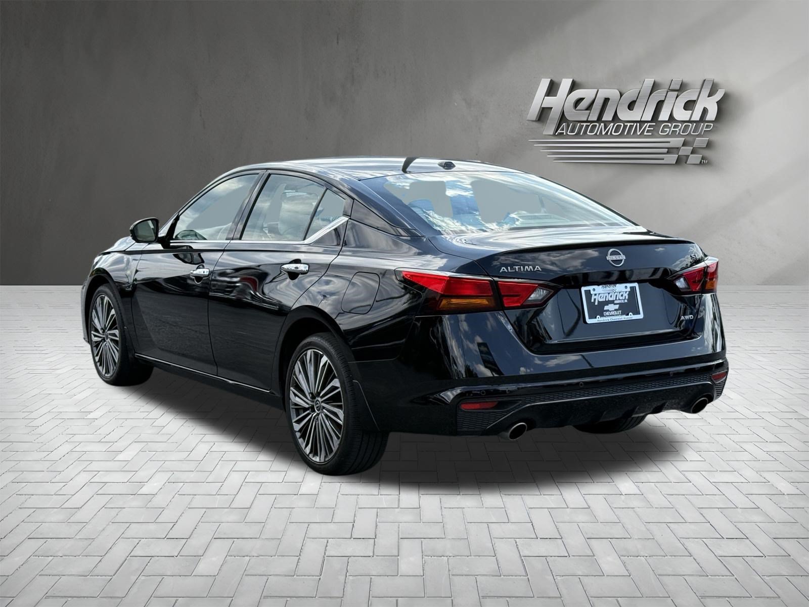 Used 2024 Nissan Altima 2.5 SL AWD/4WD image 8