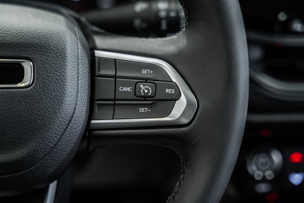 New 2026 Jeep Compass Latitude image 26