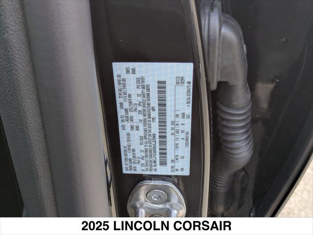 New 2025 Lincoln Corsair FWD w/ Equipment Group 101A image 15