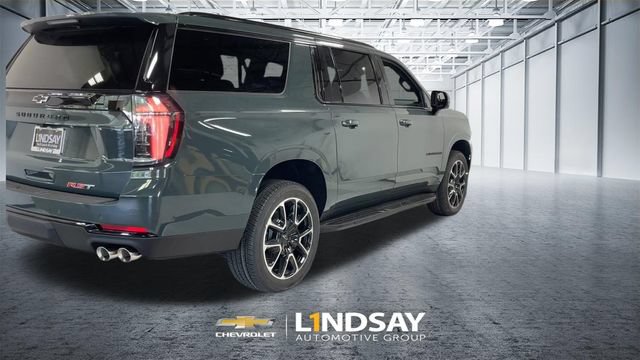 New 2026 Chevrolet Suburban RST w/ Comfort Package AWD/4WD image 9