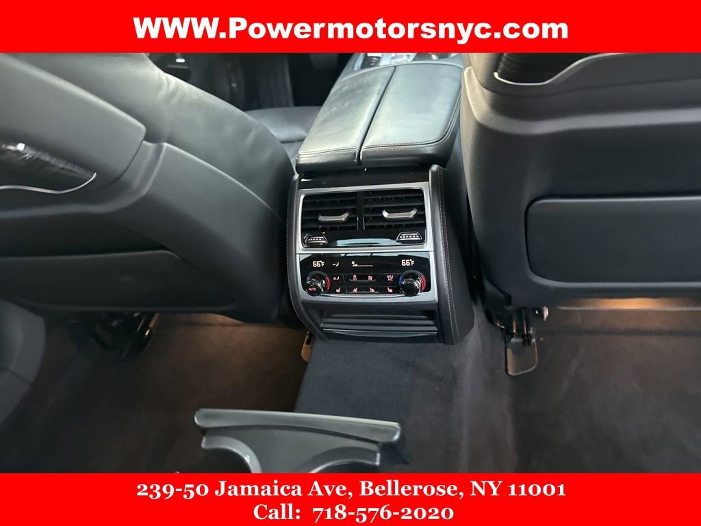 Used 2020 BMW 750i xDrive w/ Executive Package image 21