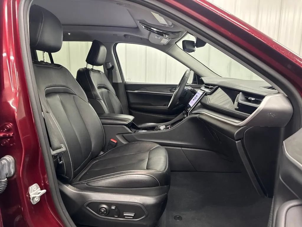 Used 2022 Jeep Grand Cherokee Limited 4xe AWD/4WD image 23