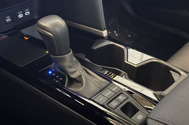Certified 2025 Toyota Camry XSE w/ Premium Package FWD image 25