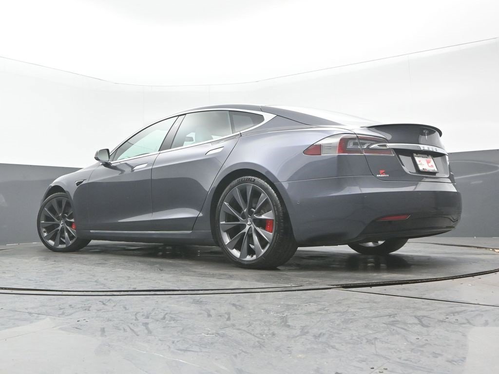 Used 2020 Tesla Model S Performance image 28