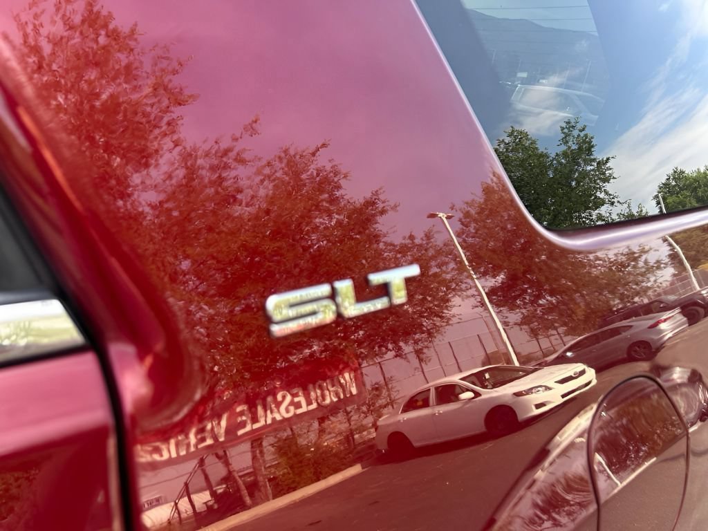 Used 2011 GMC Acadia SLT w/ LPO, 'HIT The Road' Package AWD/4WD image 16