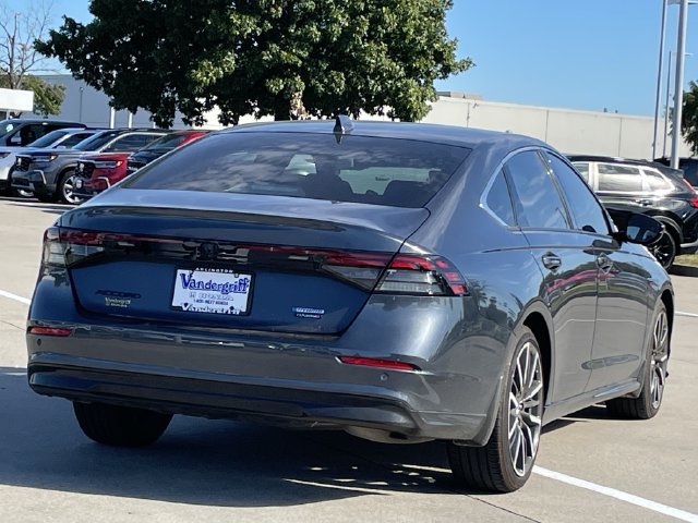 Used 2025 Honda Accord Touring image 4