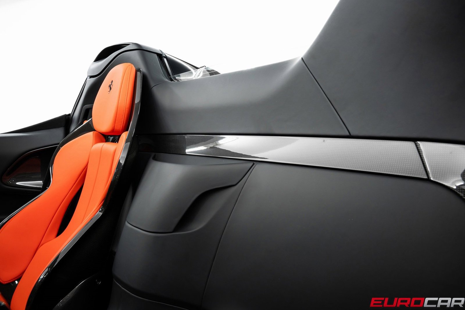 Used 2024 Ferrari SF90 Spider image 49