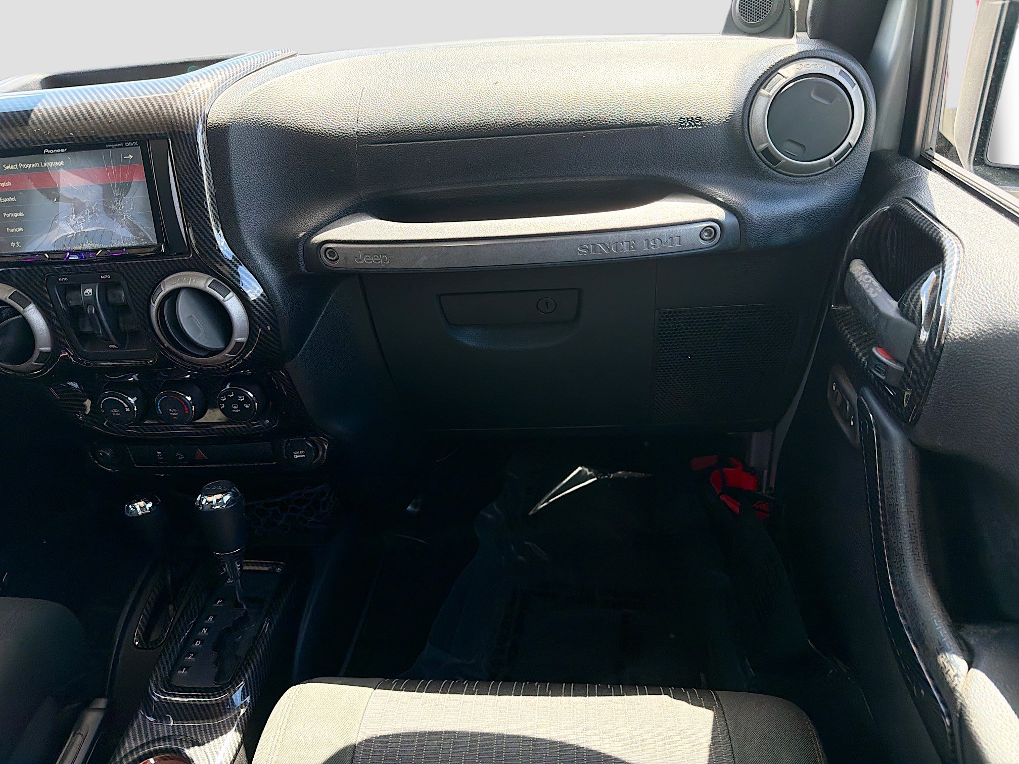 Used 2011 Jeep Wrangler Unlimited Sport image 16