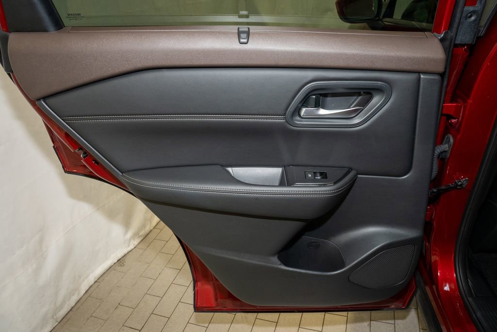 Certified 2023 Nissan Rogue SV w/ SV Premium B Package image 11