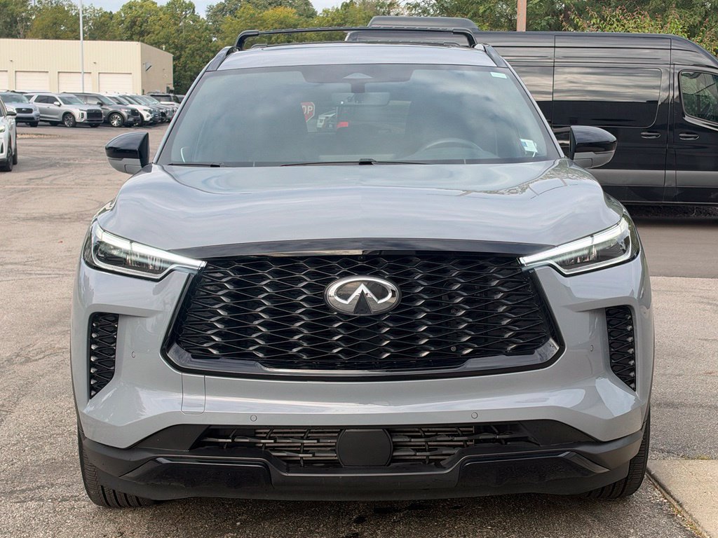 Used 2025 INFINITI QX60 Luxe w/ Black Edition AWD/4WD image 11