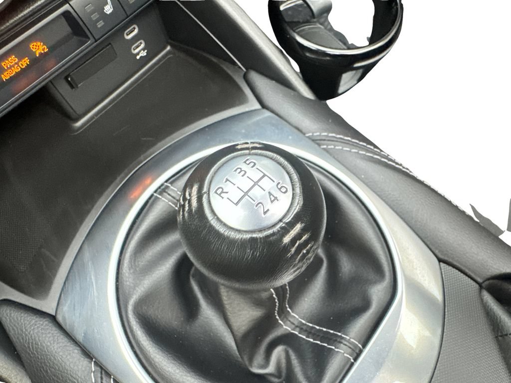 Used 2024 MAZDA MX-5 Miata Club RWD image 68