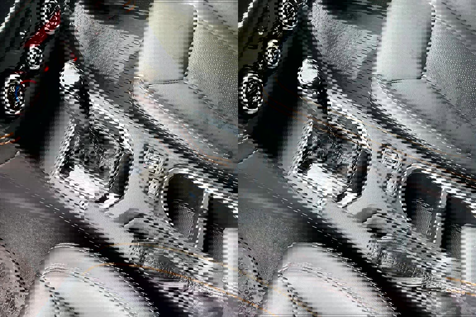 Used 2018 Subaru Crosstrek 2.0i Limited image 17