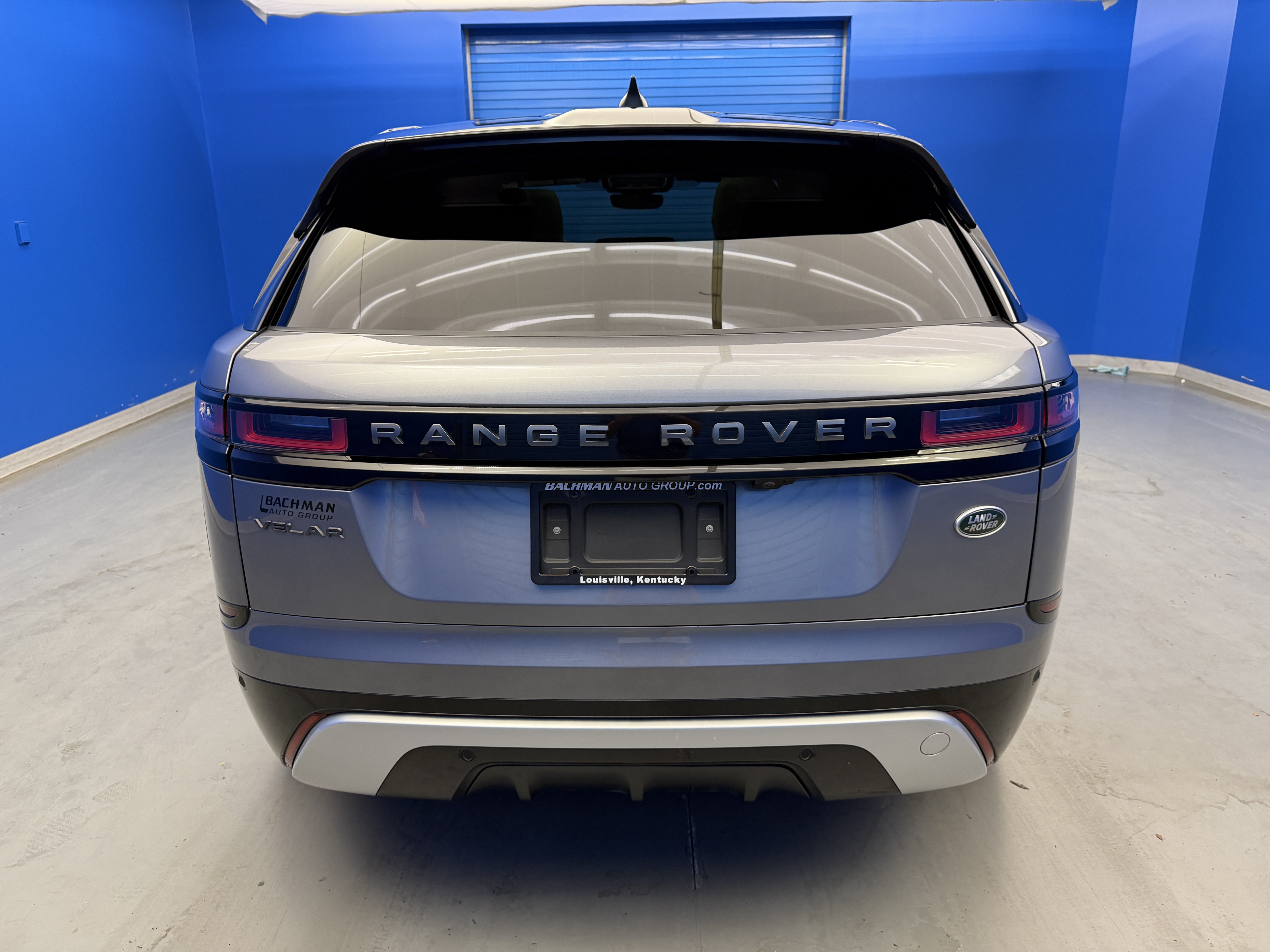 Used 2023 Land Rover Range Rover Velar R-Dynamic S AWD/4WD image 6