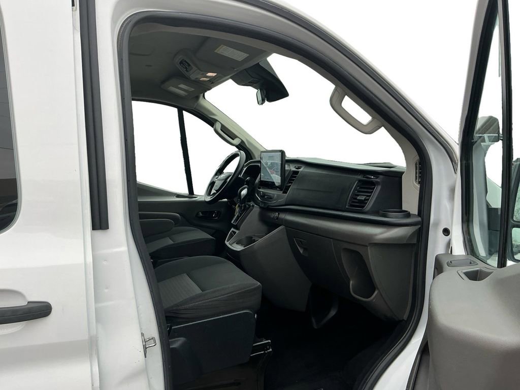 Used 2022 Ford Transit 350 XLT image 22