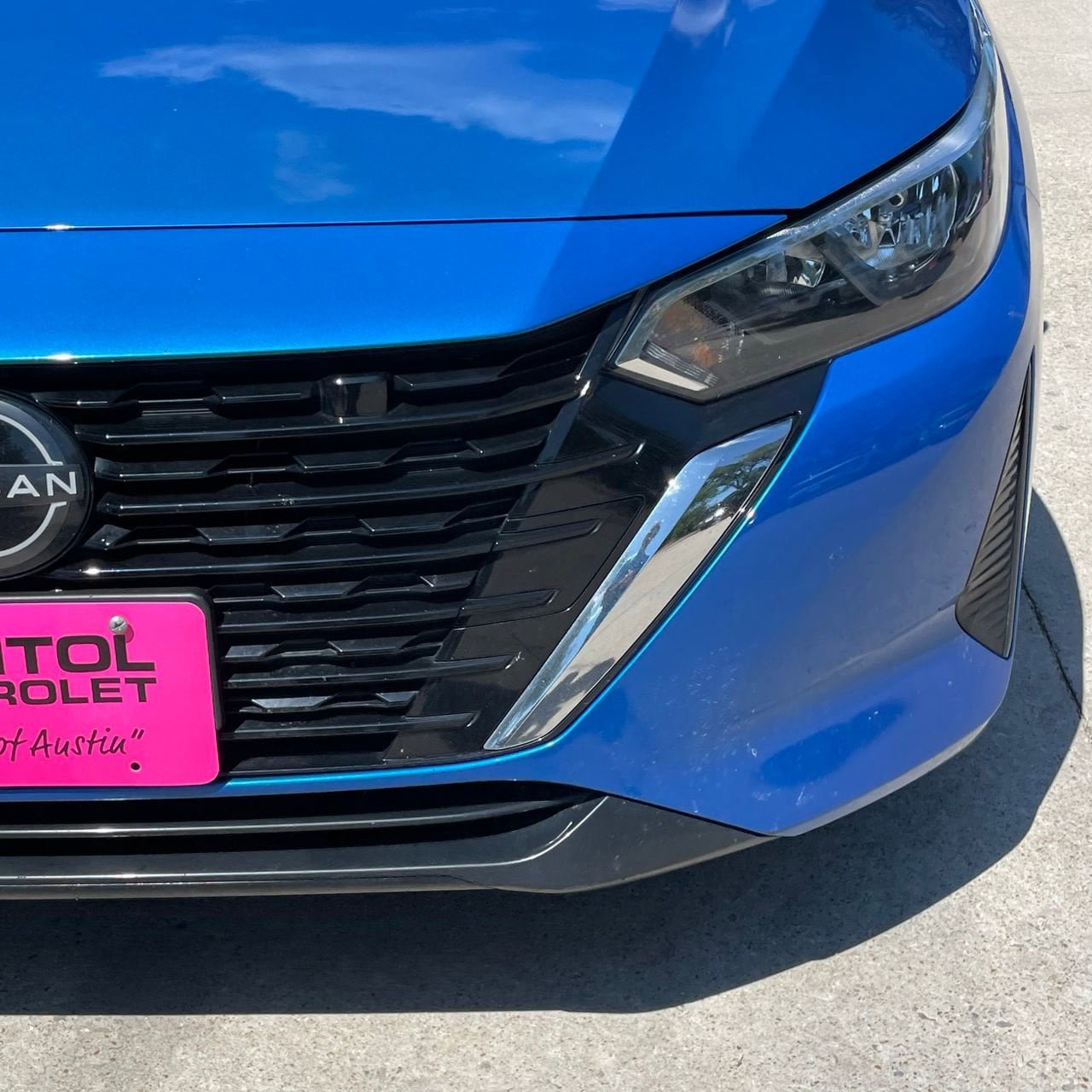 Used 2024 Nissan Sentra SV FWD image 8