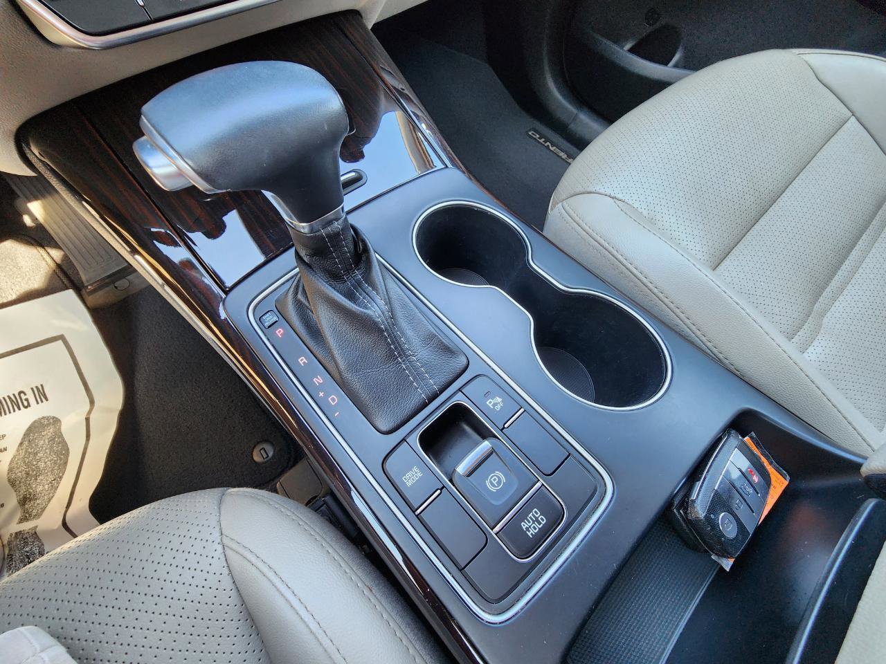 Used 2019 Kia Sorento EX image 25