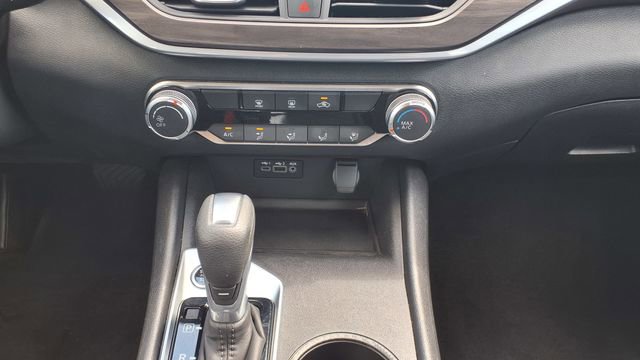 Used 2025 Nissan Altima 2.5 SV image 22