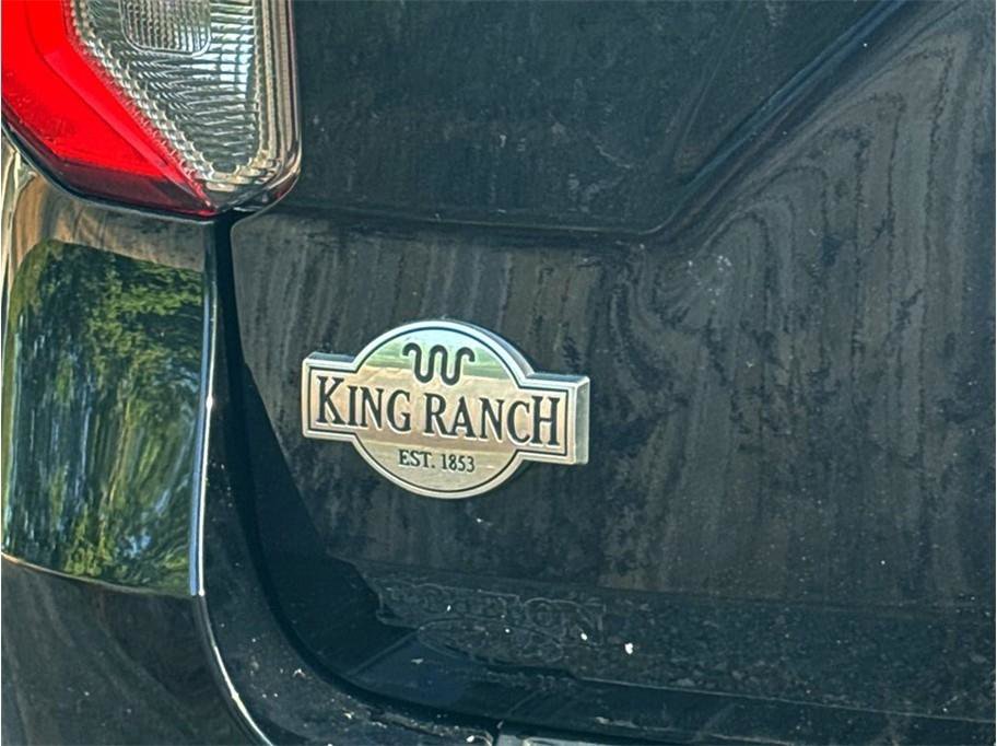 Used 2021 Ford Explorer King Ranch w/ Premium Technology Package AWD/4WD image 8