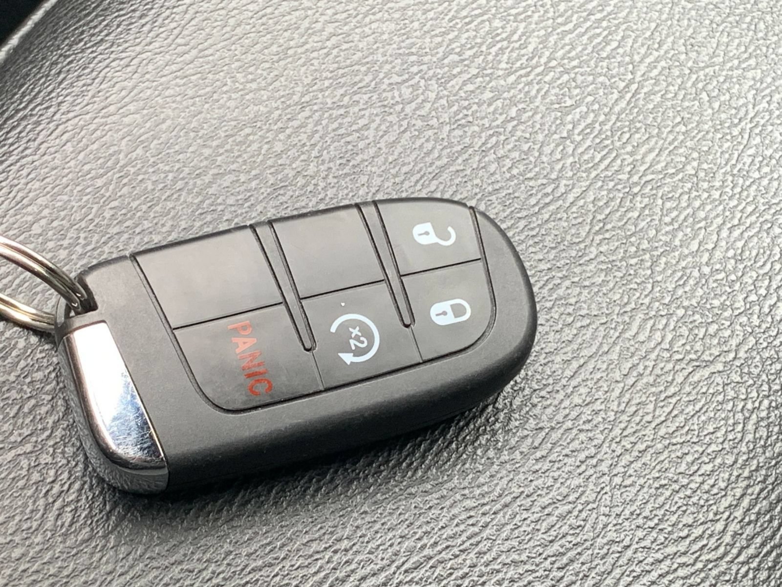Used 2025 Jeep Compass Limited AWD/4WD image 21