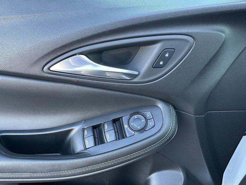 Used 2023 Buick Encore GX Preferred w/ Cold Weather Comfort Package image 11