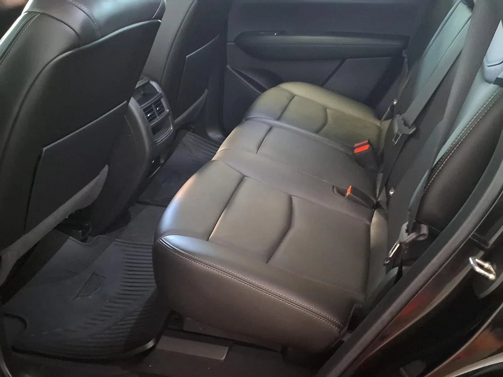 Used 2021 Cadillac XT5 Premium Luxury AWD/4WD image 15