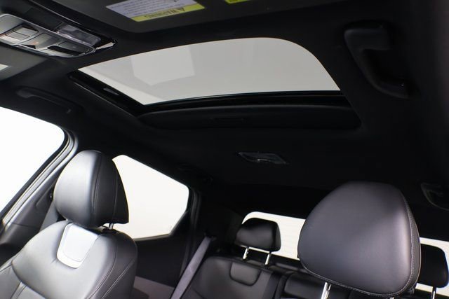 Certified 2024 Hyundai Santa Cruz Limited image 18