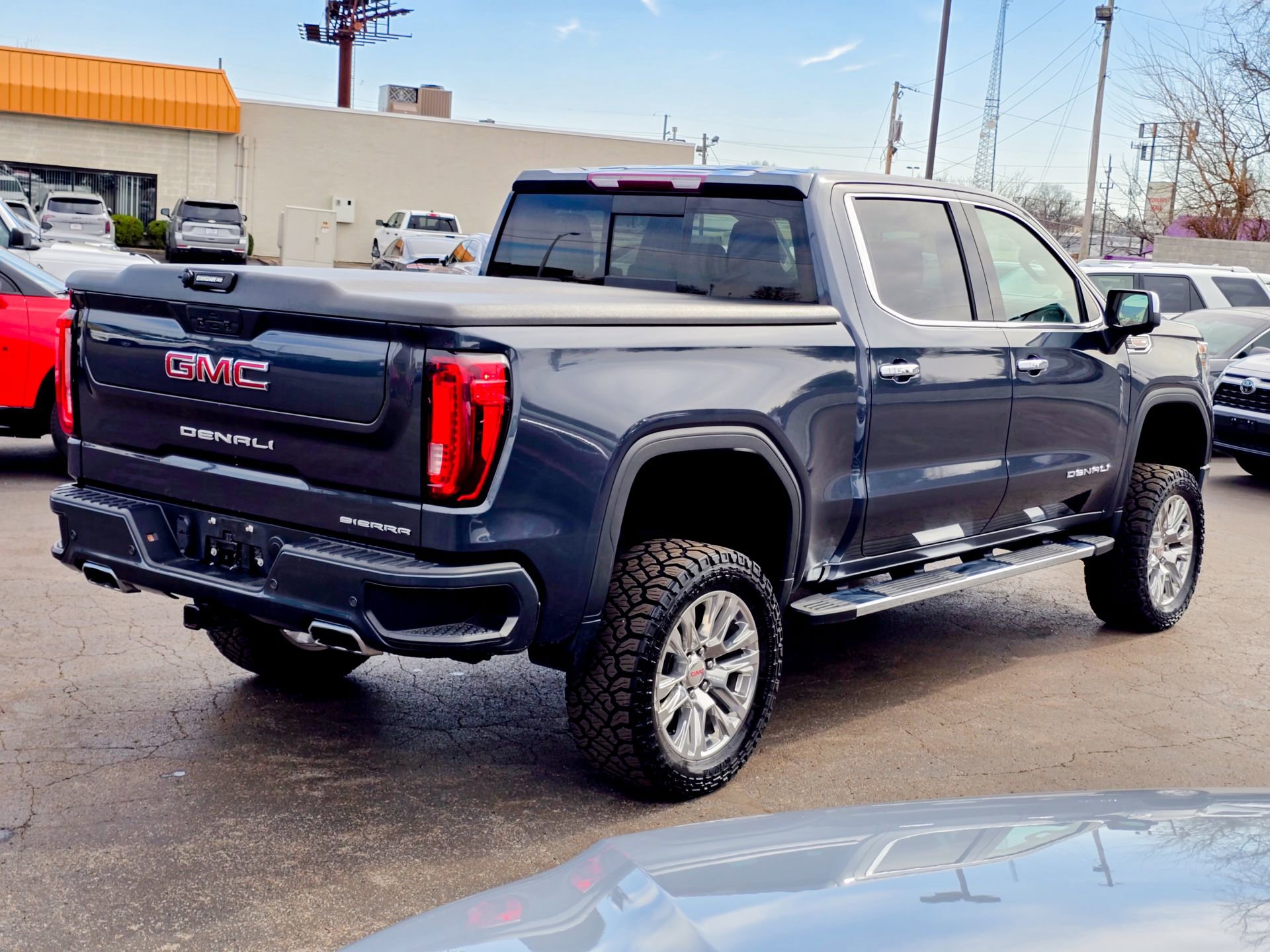 Used 2021 GMC Sierra 1500 Denali w/ Driver Alert Package II image 22