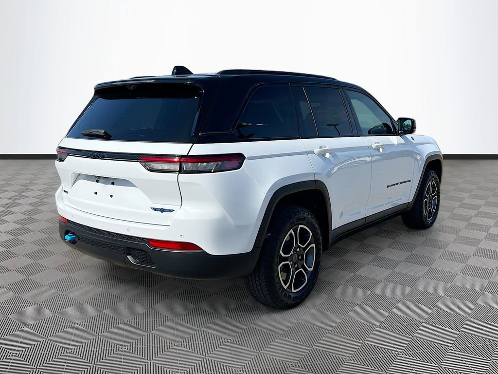 Used 2022 Jeep Grand Cherokee Trailhawk w/ Luxury Tech Group III AWD/4WD image 5