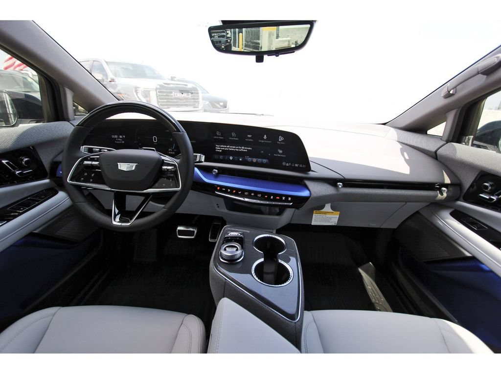 New 2027 Cadillac Optiq Luxury AWD/4WD image 9