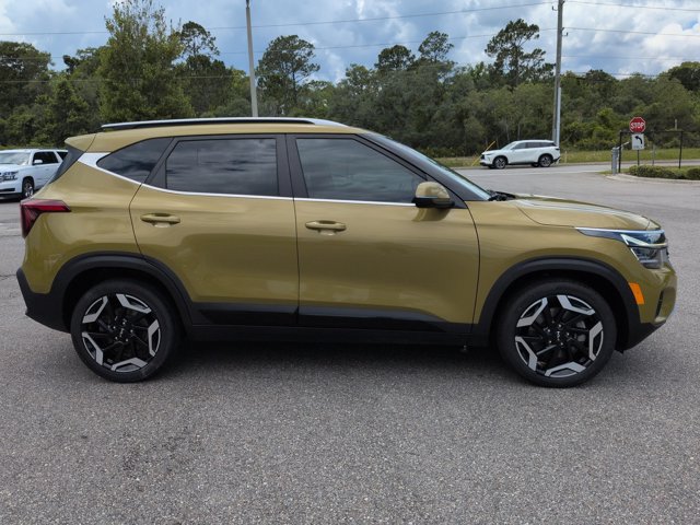 Used 2024 Kia Seltos SX w/ SX Sunroof Package AWD/4WD image 4