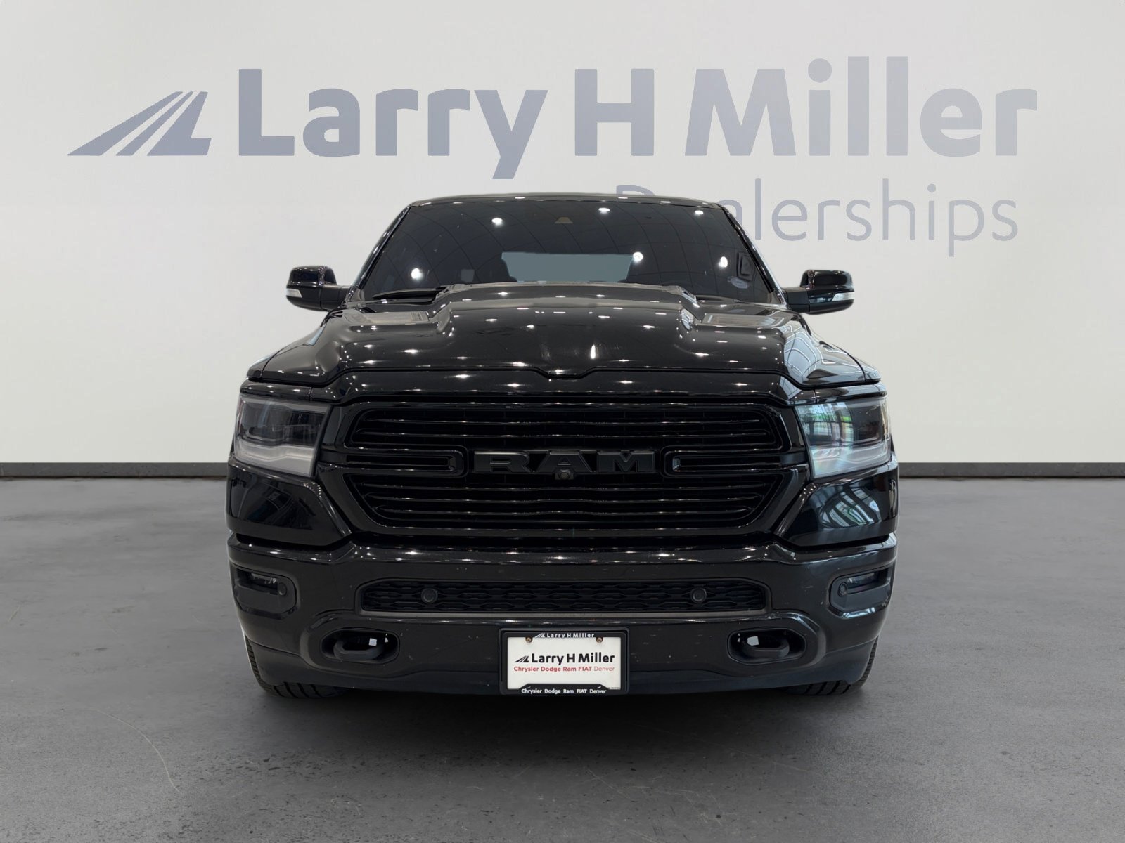 Used 2019 RAM 1500 Laramie AWD/4WD image 5