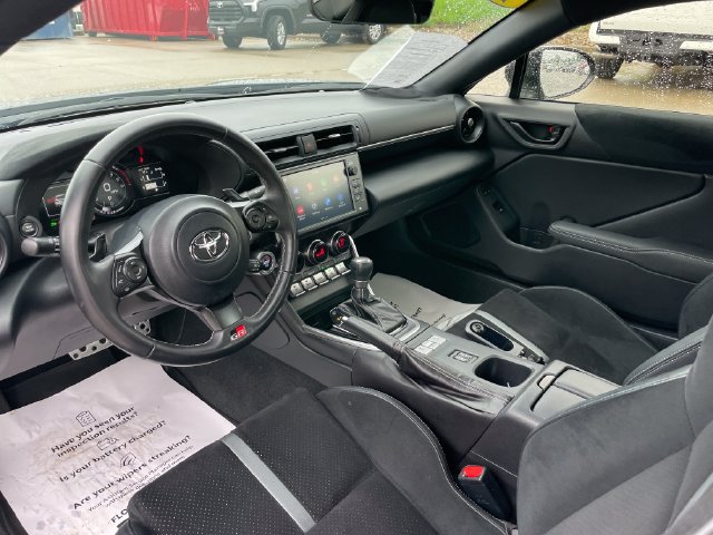 Used 2023 Toyota GR86 Premium RWD image 22