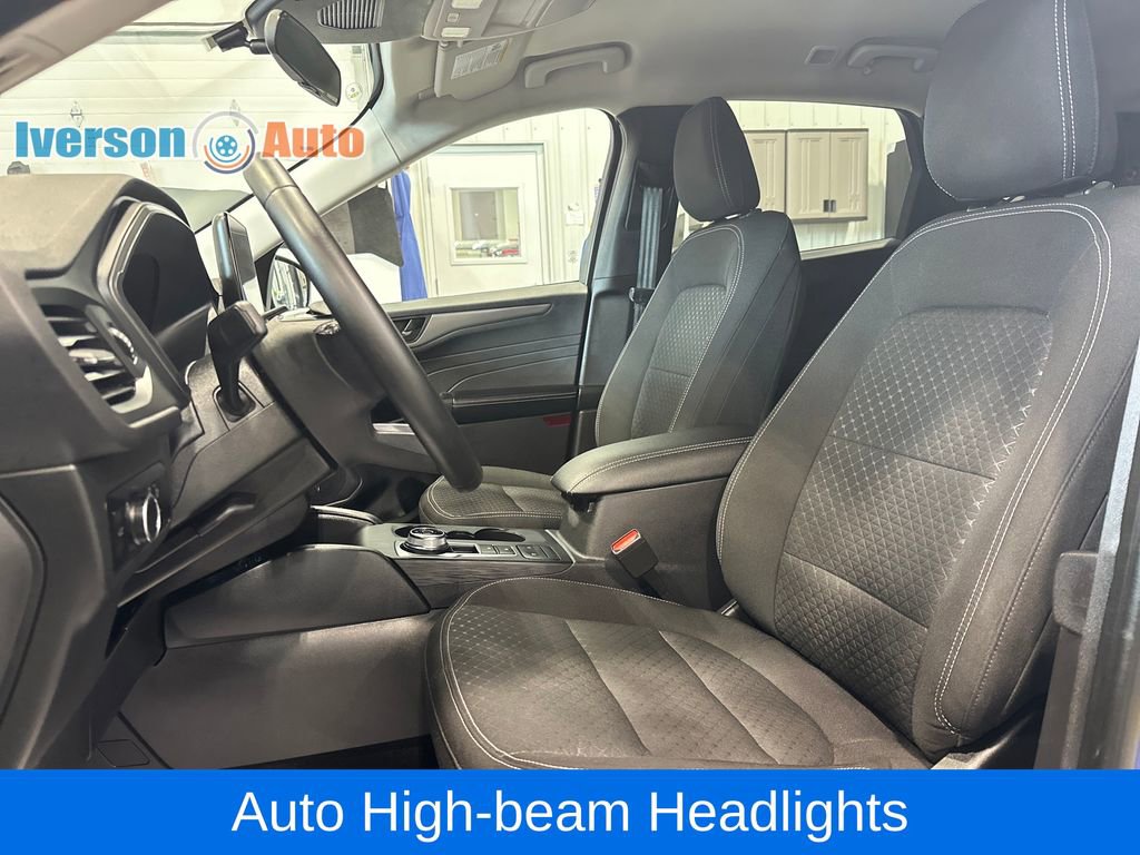 Used 2023 Ford Escape Active w/ Cold Weather Package FWD image 18