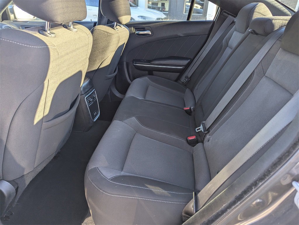Used 2022 Dodge Charger SXT image 9