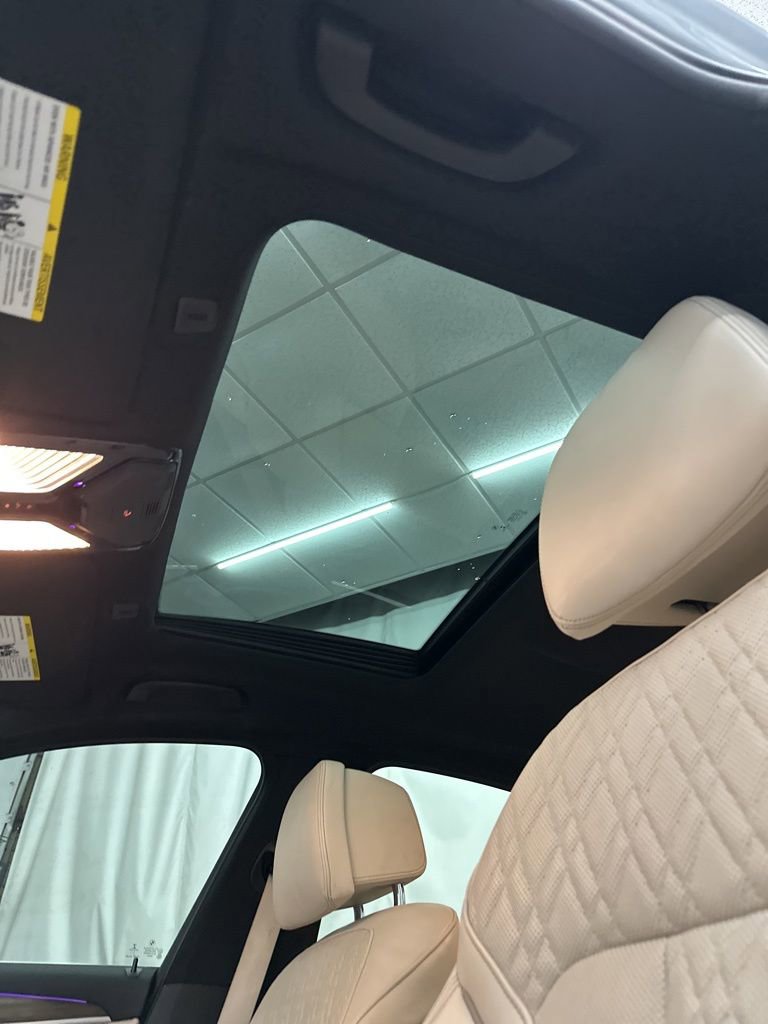 Used 2018 BMW 530e w/ Premium Package 2 image 18