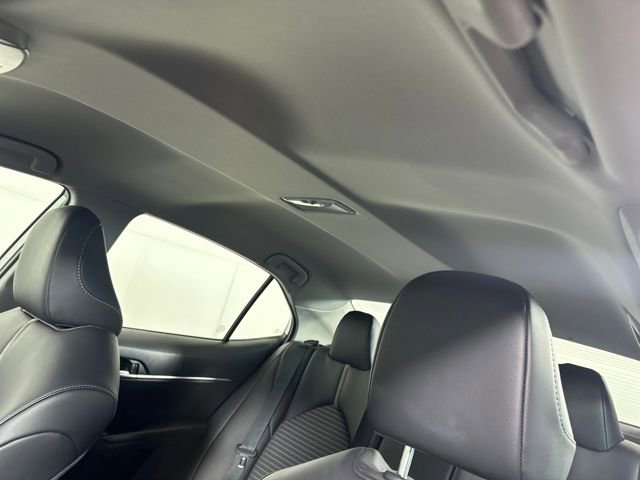 Used 2023 Toyota Camry SE image 12