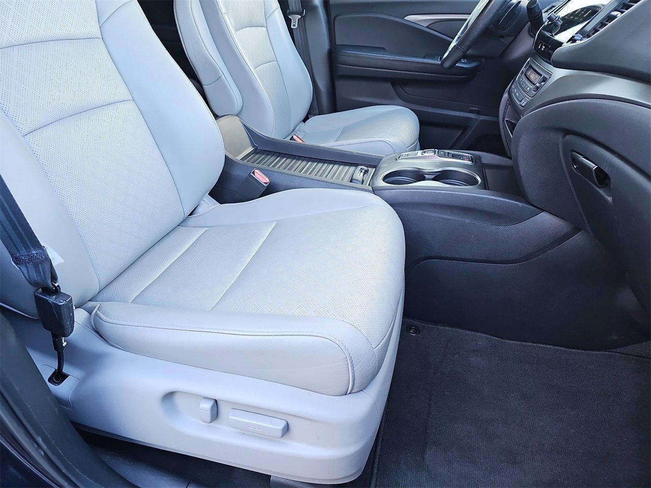 Used 2019 Honda Passport EX-L image 13